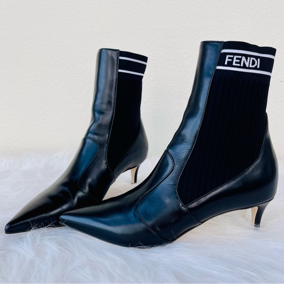 New FENDI Roma Rockoko Black Stretch Boot with Kitten Heel Size 38 - Picture 9 of 16